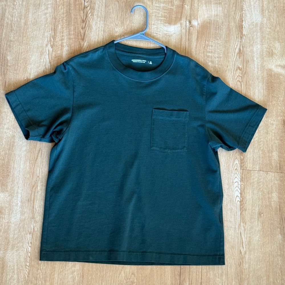 Abercrombie & Fitch Forrest Green Pocket T-Shirt Oversized